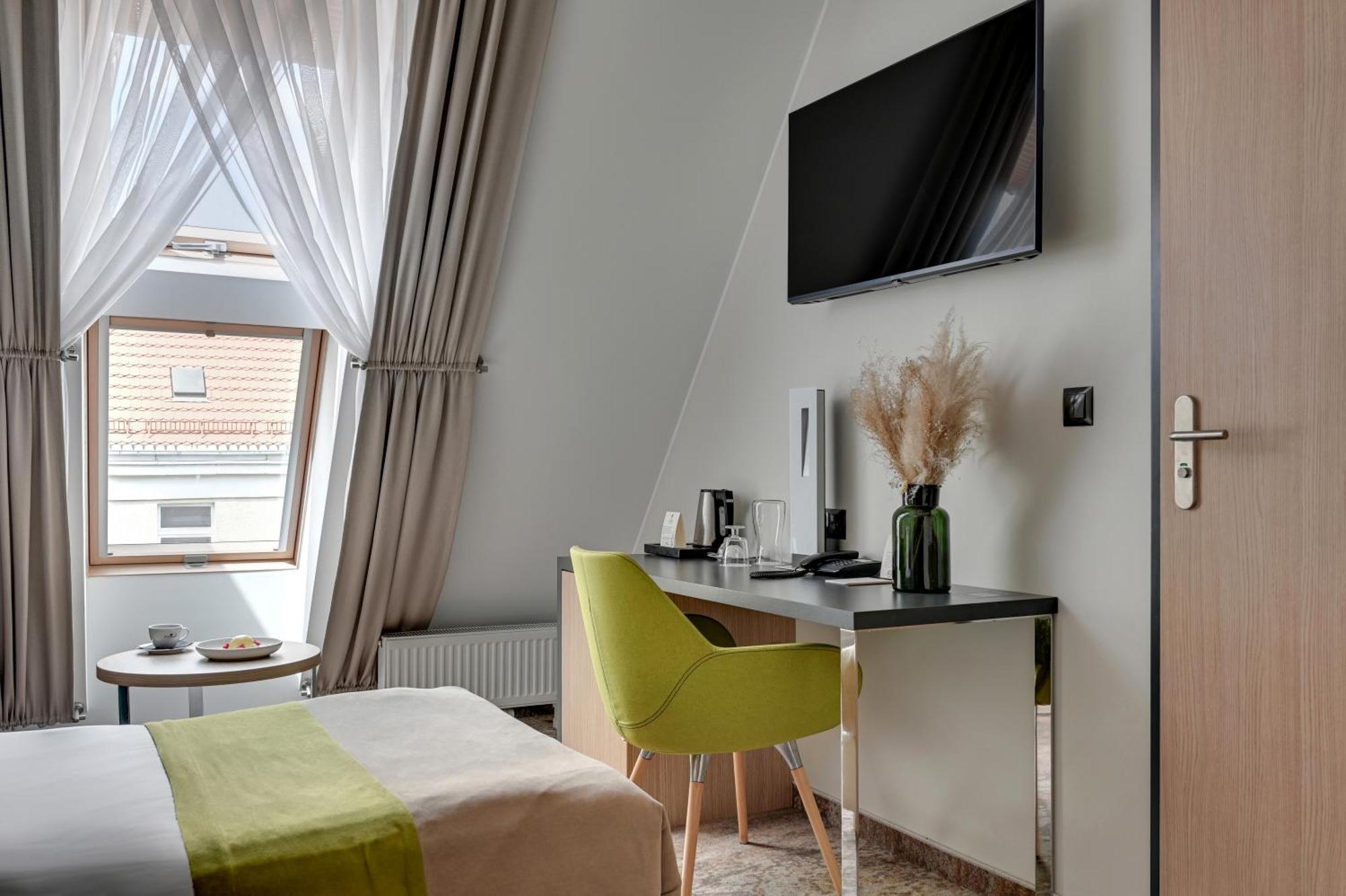 Hotel Almond Business & Spa By Grano - Grano Hotel Gdansk Riverside Dış mekan fotoğraf